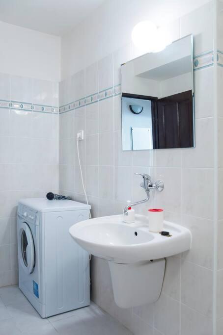 Dlouha Apartment 2Bd Прага Екстериор снимка